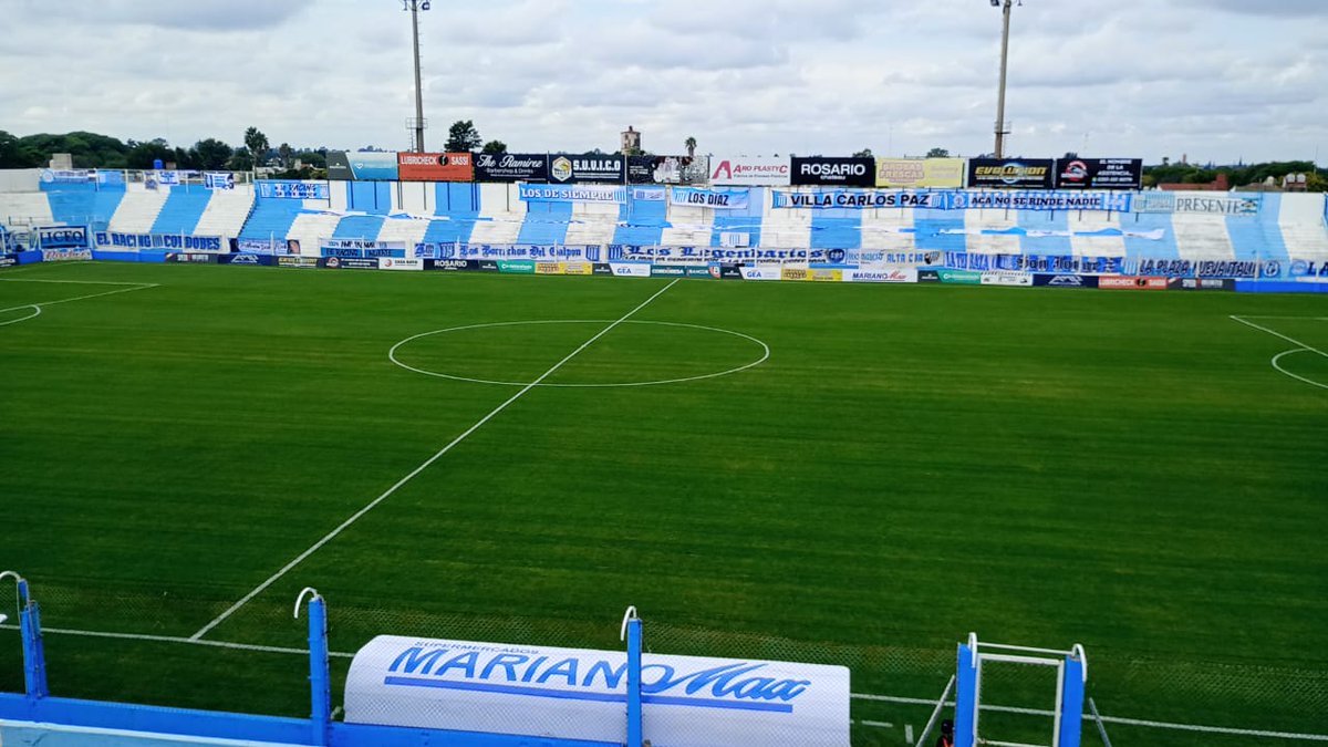 ⚽ #RacingCba 🆚 #Atlanta

Ya estamos en el Miguel Sancho para el partido entre el #bohemio y la #academia.

📲 ¡Sumate a la transmisión en vivo!
▶️ #EQRadio bit.ly/3WQXAab 
▶️ #YouTube bit.ly/42ZtRxD

#AtlantaDeMiVida  💛💙