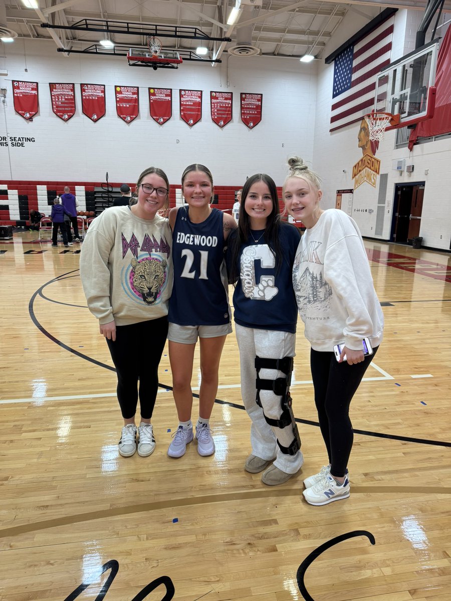 EdgeGirlsBBall's tweet photo. Kamdyn had a couple buckets along with some nice hustle plays in the SWBL All Star game today!! 🏀

Great job today Kam! Thank you for everything you’ve done for our program, and we wish you luck in your new adventures ahead!!

@KamdynBuck https://t.co/iua0dprNLn