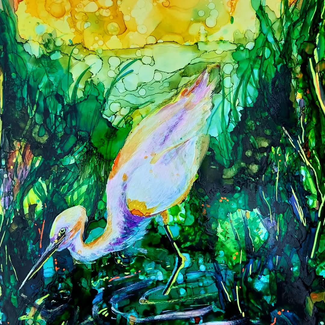 dreamcranes's tweet photo. Happy Sunday! New mixed media painting that I knocked out this weekend- a heron wading through the marshes. I work from the back forward so it's interesting seeing how these turn out.
.
.
.
.
#mixedmedia #paintingoftheday #wildlifeart #alcoholink #ink #posca https://t.co/I26XK0j7UJ