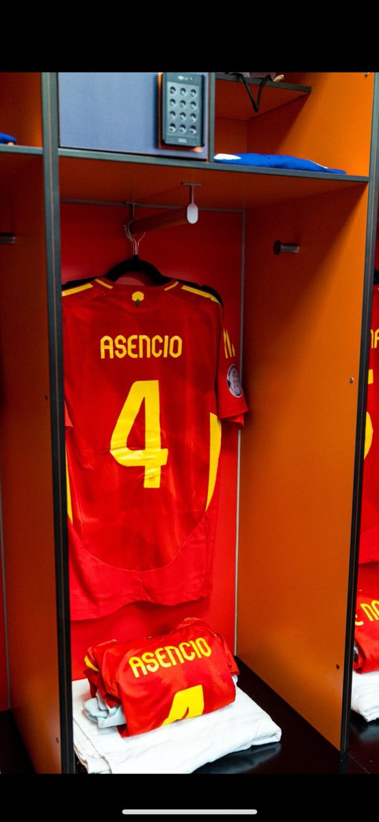 (fan) Danik tweet media