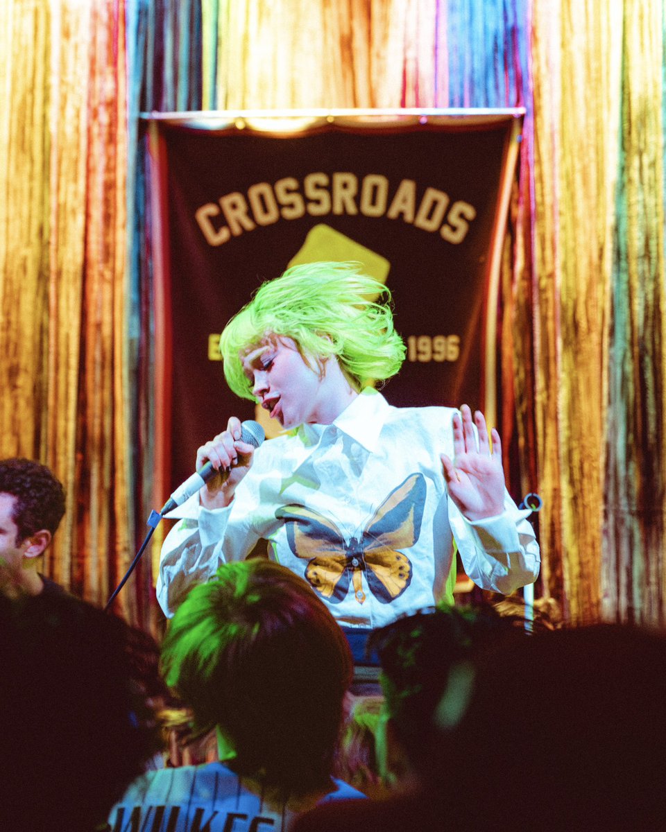 Kate Russell tweet media