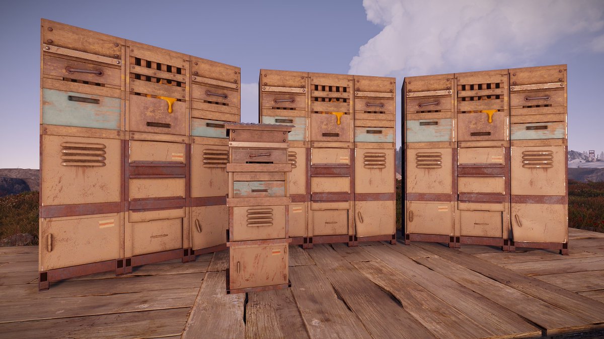 A locker assembled from old beehives that are no longer useful to their owner...

link: steamcommunity.com/sharedfiles/fi…

<a href="/playrust/">Rust</a>  <a href="/gerrmanman/">ThatGermanGuy</a>

#rust #rustskins #rustworkshop