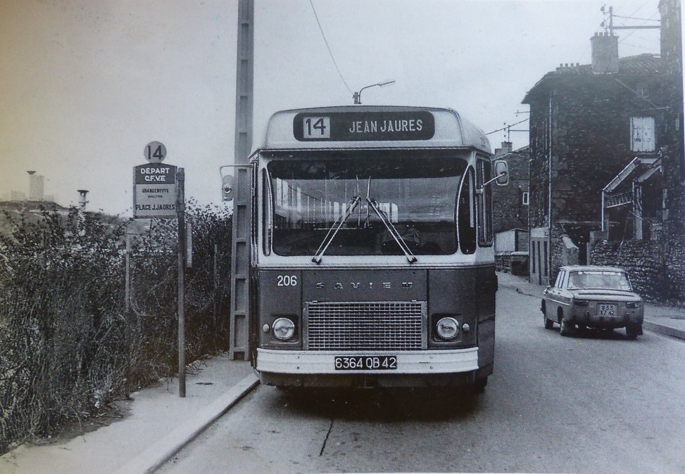Memoire2cite's tweet photo. LIVRE Un désir nommé "TRAMWAY". Les #transports urbains de Saint-Etienne et de sa #région (1881-1993). - #FOREZ - RAHON (Jean-Paul). #Mémoire2cité #Bus #autobus #Mémoire2ville #stas #CFVE #saintetienne #stetienne #sainté #tram #tramway #trolleybus #trolley #tramways #archive https://t.co/2gaIG5srGm