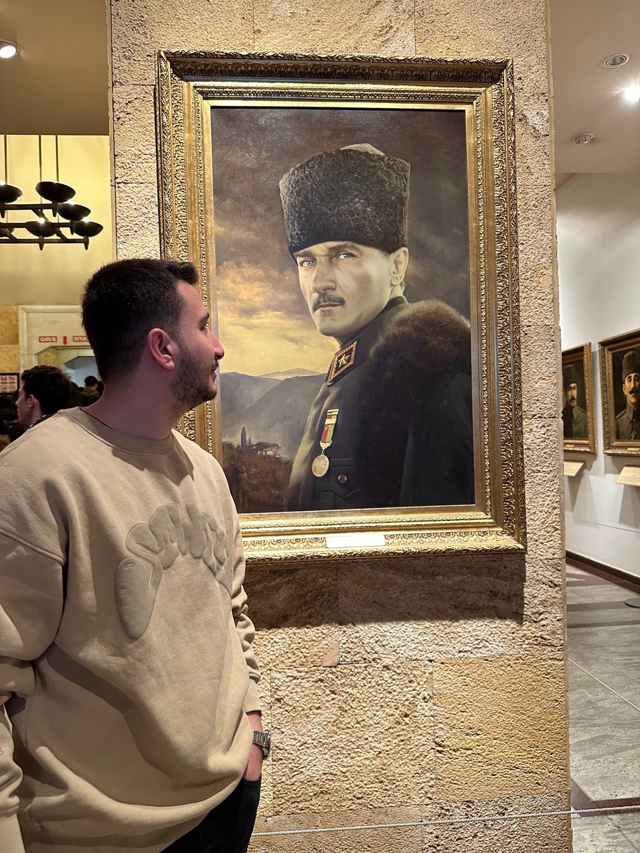 açtığın yolda,gösterdiğin hedefe