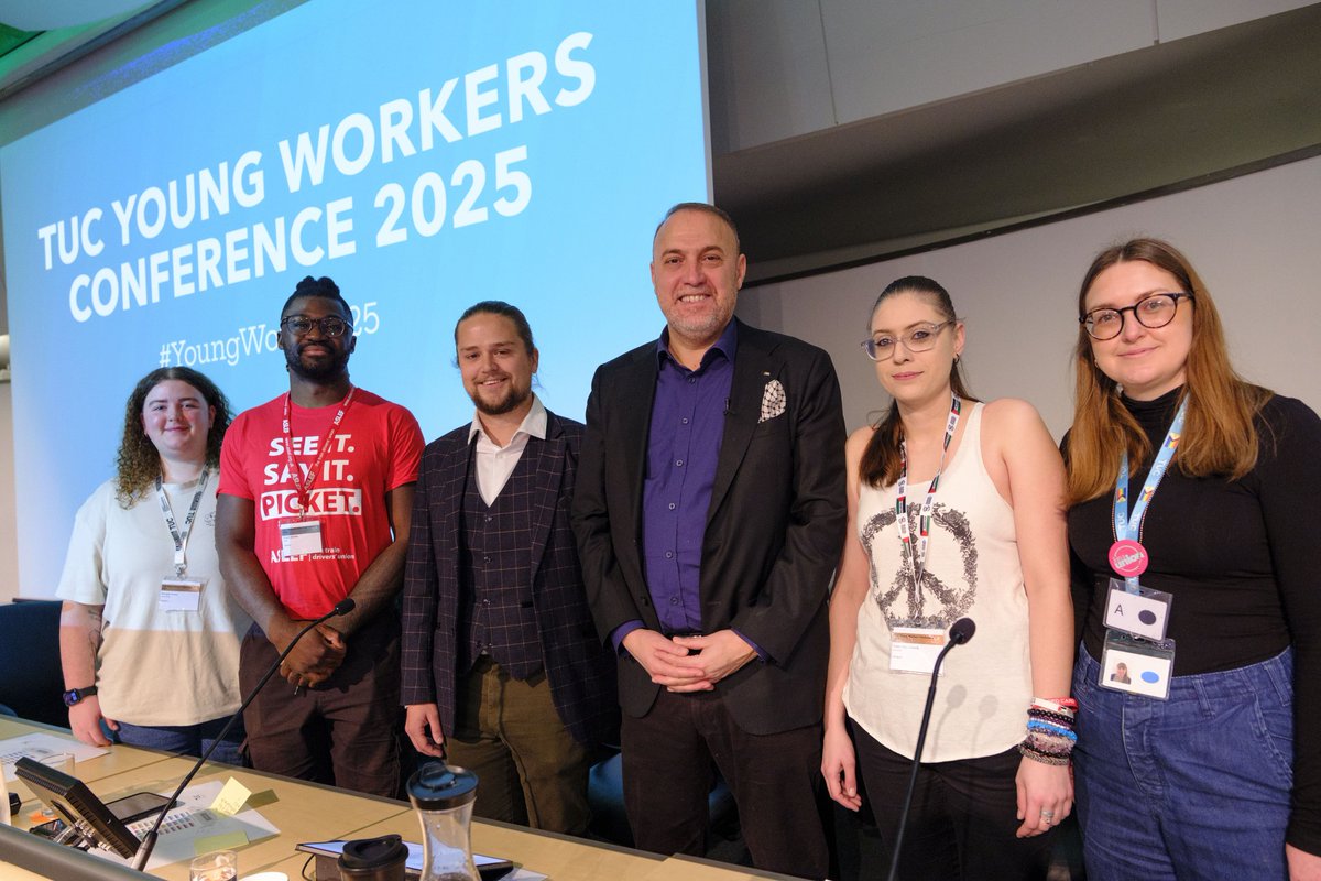 An honour to have the Palestinian Ambassador, Dr Husam Zomlot, address our TUC Young Workers Conference. A moving and inspiring speech. 

We stand in solidarity with you and the Palestinian people