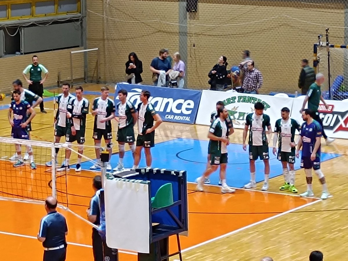 Nikos_Gkekas's tweet image. Παναθηναϊκός - ΠΑΟΚ 3-2 με επική "πράσινη" ανατροπή από 0-2! Ο #paovolley θέλει ένα ακόμη βήμα για την πρόκριση στους τελικούς. Υγ. Τεράστια ψυχικά αποθέματα για την αντεπίθεση και τη νίκη όπως εξελίχθηκε το ματς! Μπράβο σε όλους! #paopaok #volleyleague