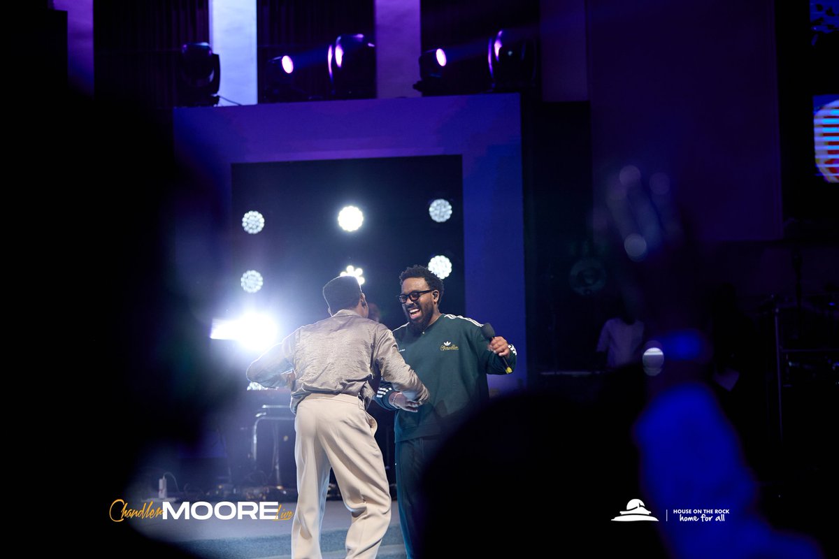 TheExperienceLG's tweet image. Everywhere we turn, God's love is undeniable!

Moses Bliss and Chandler Moore join hearts and voices in worship, pouring out love to the One who first loved us.

🎶 This Your Love 🎶

#ChandlerMoore
#ChandlerMooreLive
#WorshipExperience
#HouseOnTheRock