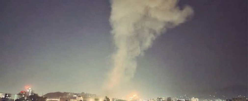 #اليمن تتعرض لقصف وحشي من الاجرام الأمريكي 
و #غزة تتعرض لقصف وحشي من الاجرام الإسرائيلي 

والعرب والمسلمين متخاذلين عن هذه المجازر ومنتظرين #الوشق_المصري يخلصهم من الكيان الصهيوني 
عار عليكم أيها العرب #الخونة 
#Houthi
#sanaa
#Gaza 
#صنعاء 
#غزة_تُباد