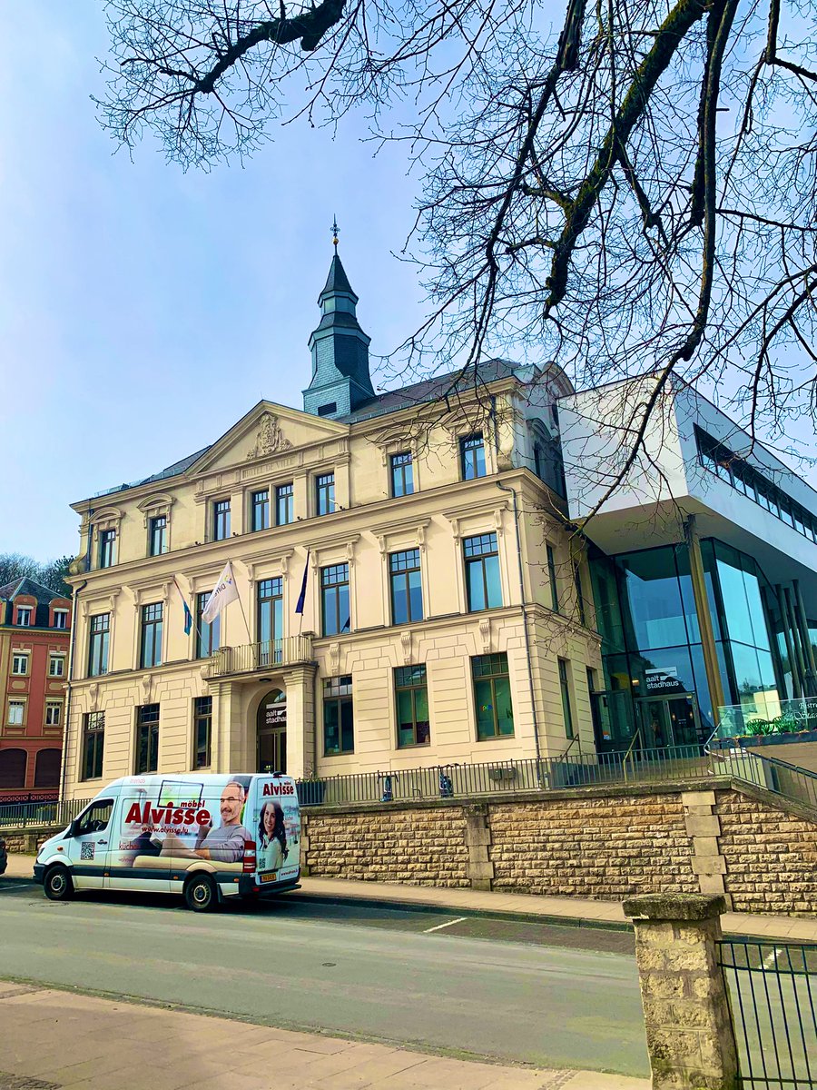 joukoleinonen's tweet image. Great visit to #Differdange, the 3rd largest city of Luxembourg🇱🇺. Thank you Bourgmestre Guy Altmeisch for showing your city, an important center for the steel industry and home of @FCDeifferdeng ⚽️
🇱🇺🇫🇮🇪🇺