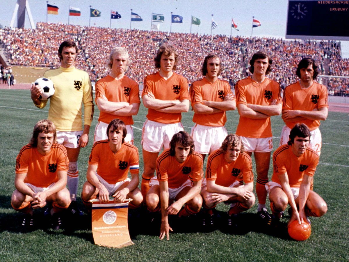 Soul7Food's tweet image. #spaned #Oranje 
&quot;We&quot; kunnen er geen klote van!!!

DEZE TIJD komt NÓÓIT MEER TERUG, vrienden!!! 😵‍💫😵‍💫😵‍💫👇