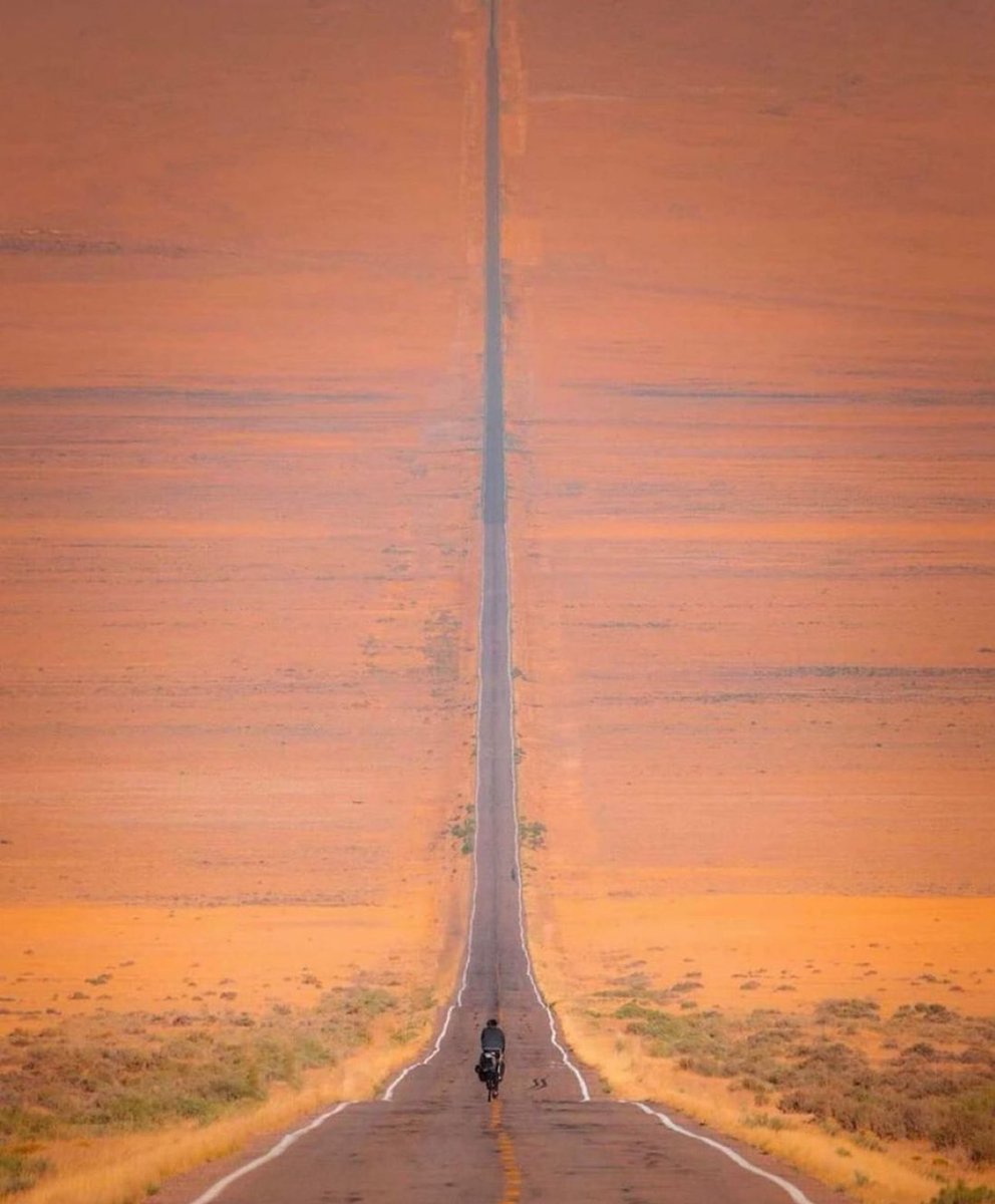 Yol uzun, zaman az, yapılacak iş ise çok fazla… 
Yaşadığımız zamanın, bulunduğumuz mekânın, nefes aldığımız yaşamın hakkını vermek lazım.