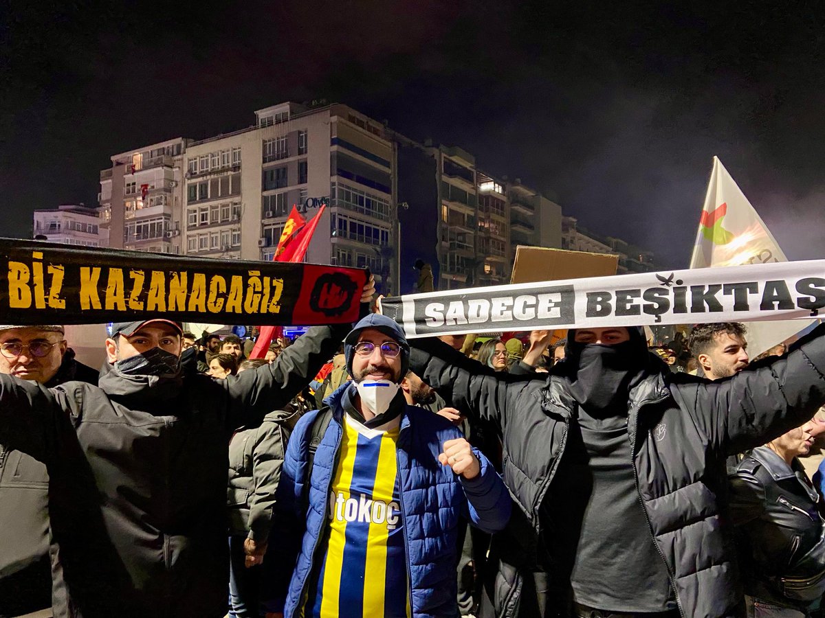 Ya hep beraber, ya hiç birimiz!✊🏻