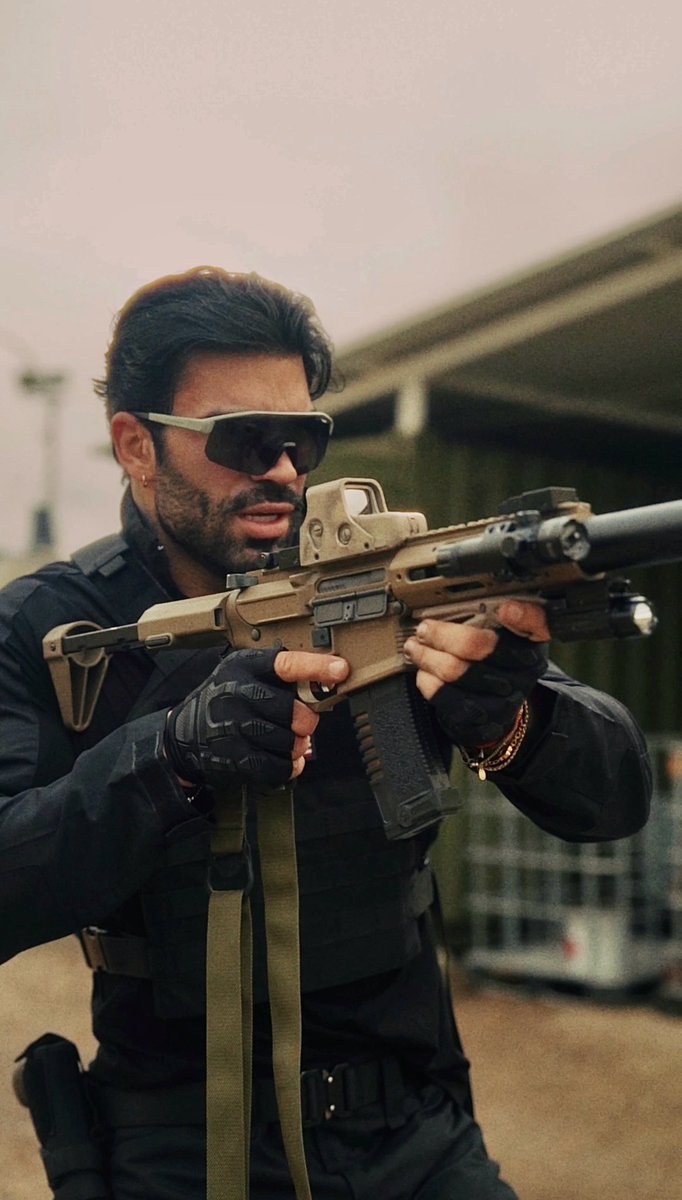 Sergiconstance's tweet image. This time i'm enjoying every second of the process. #focus #action #belegend