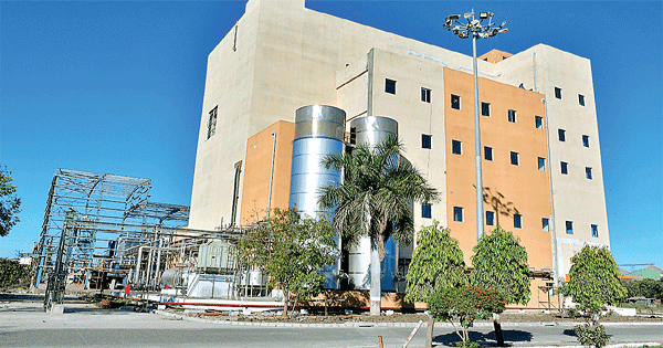 PeoplesUpdate's tweet image. प्रदेश में अब रोजाना 50 टन दूध पावडर बनाने की क्षमता

peoplesupdate.com/the-state-now-…

#MilkPowder #DailyProduction #DairyIndustry #MilkPowderCapacity #MilkProduction #DairyNews #MPNews #PeoplesUpdate