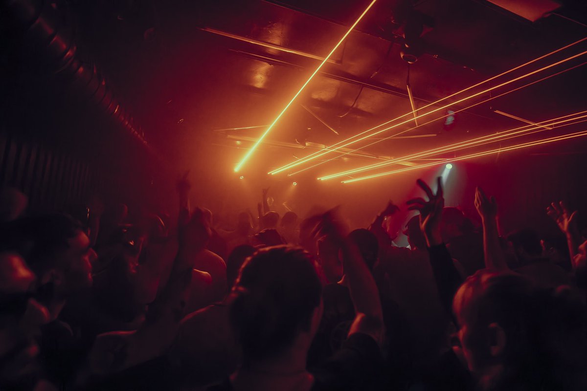 QuentinAsbert's tweet image. One techno night in Montréal 📸🪩