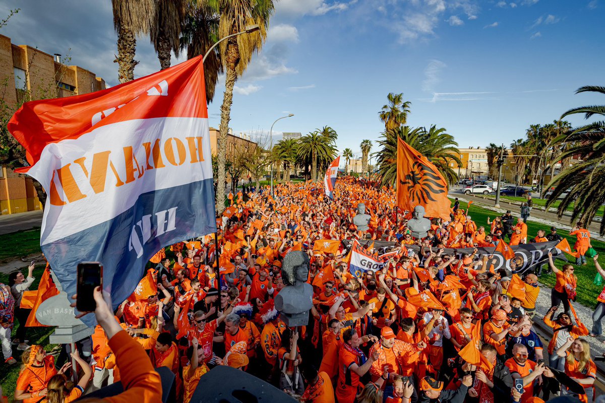 footballdonorte's tweet image. España-Países Bajos 23/03/2025

#ultras #ultra #hooligans #futbol #figth #soccer #bengalas #hool #casual #casualultras #fans #fanatic #neerlandes #holanda #holland #Nederland