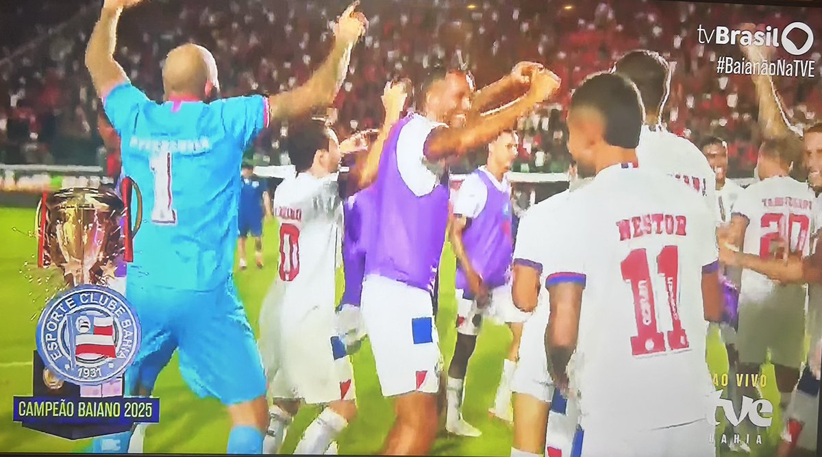 Evaristo de Macedo (@evaristo_macedo) on Twitter photo Parabéns, <a href="/ecbahia/">Esporte Clube Bahia</a>! Forte abraço a Rogério Ceni e Comissão, jogadores, funcionários, dirigentes e torcida tricolor! Nosso Bruno Queiroz está muito feliz! #BBMP Parabéns, <a href="/ecbahia/">Esporte Clube Bahia</a>! Forte abraço a Rogério Ceni e Comissão, jogadores, funcionários, dirigentes e torcida tricolor! Nosso Bruno Queiroz está muito feliz! #BBMP