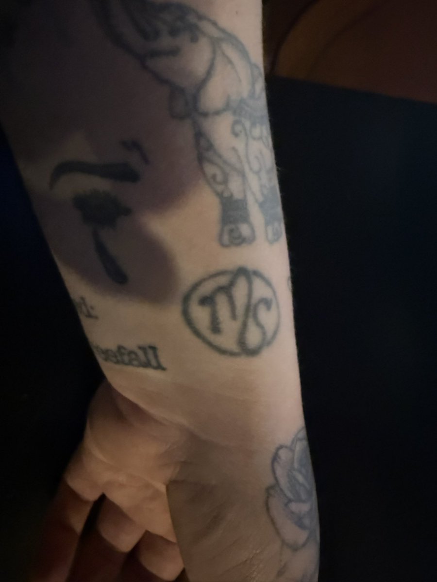 KFanthorp's tweet photo. @MODSUN Very simple got it almost 9 years ago https://t.co/lBTl09z5YZ