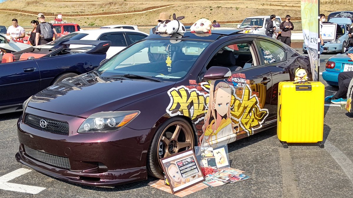 トヨタ車ベースはセダン系が多かった印象 パープルの車両はサイオンTC