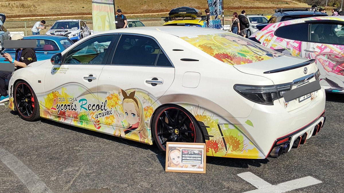 トヨタ車ベースはセダン系が多かった印象 パープルの車両はサイオンTC