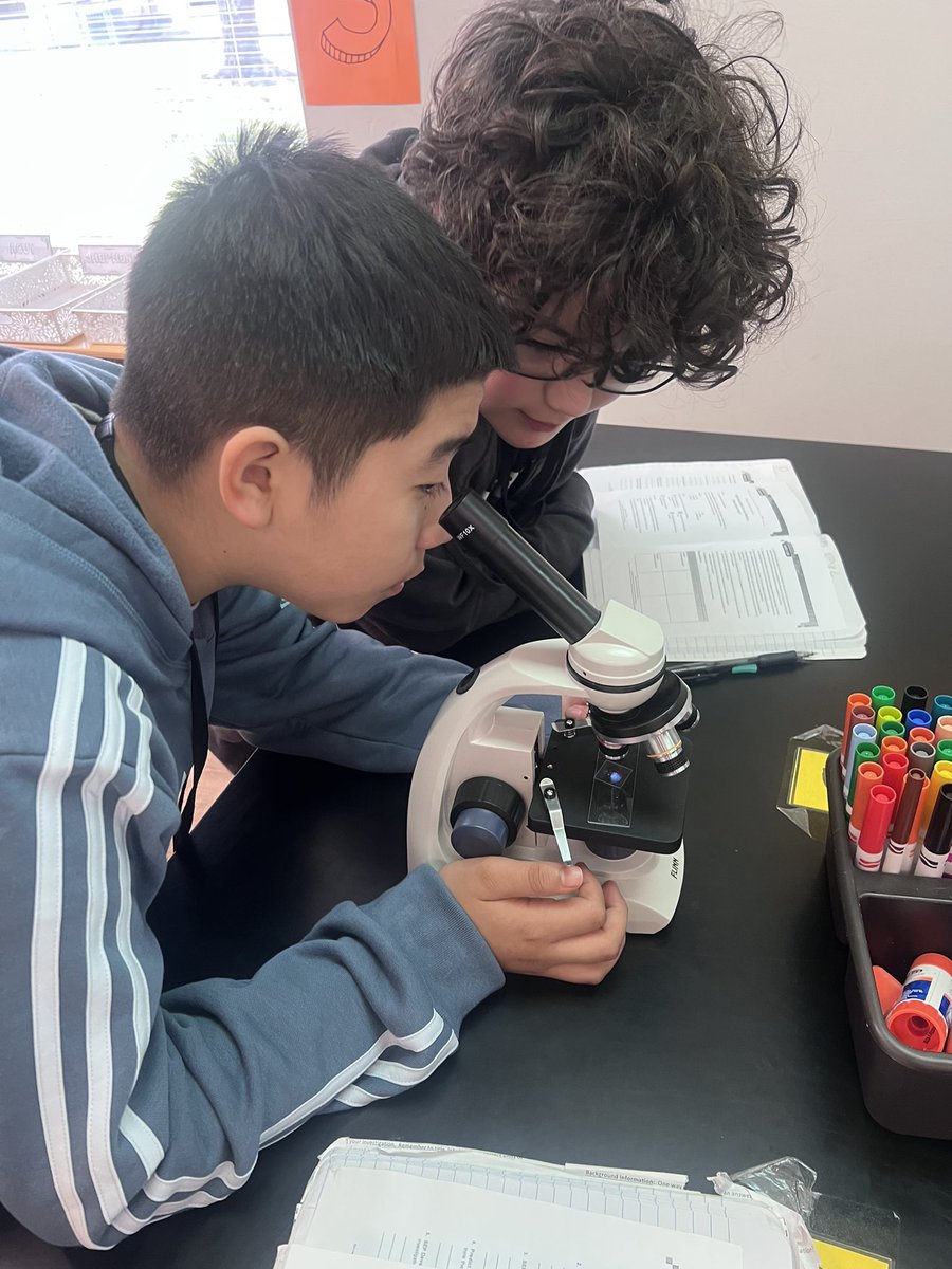 Jocelyn Varghese (@jvarghese87) on Twitter photo Put our observation skills into practice with cell theory in A116 <a href="/ohemustangs/">Jen Wills</a> 
#RISDBeTheOne #RISDInTheClassroom Put our observation skills into practice with cell theory in A116 <a href="/ohemustangs/">Jen Wills</a> 
#RISDBeTheOne #RISDInTheClassroom