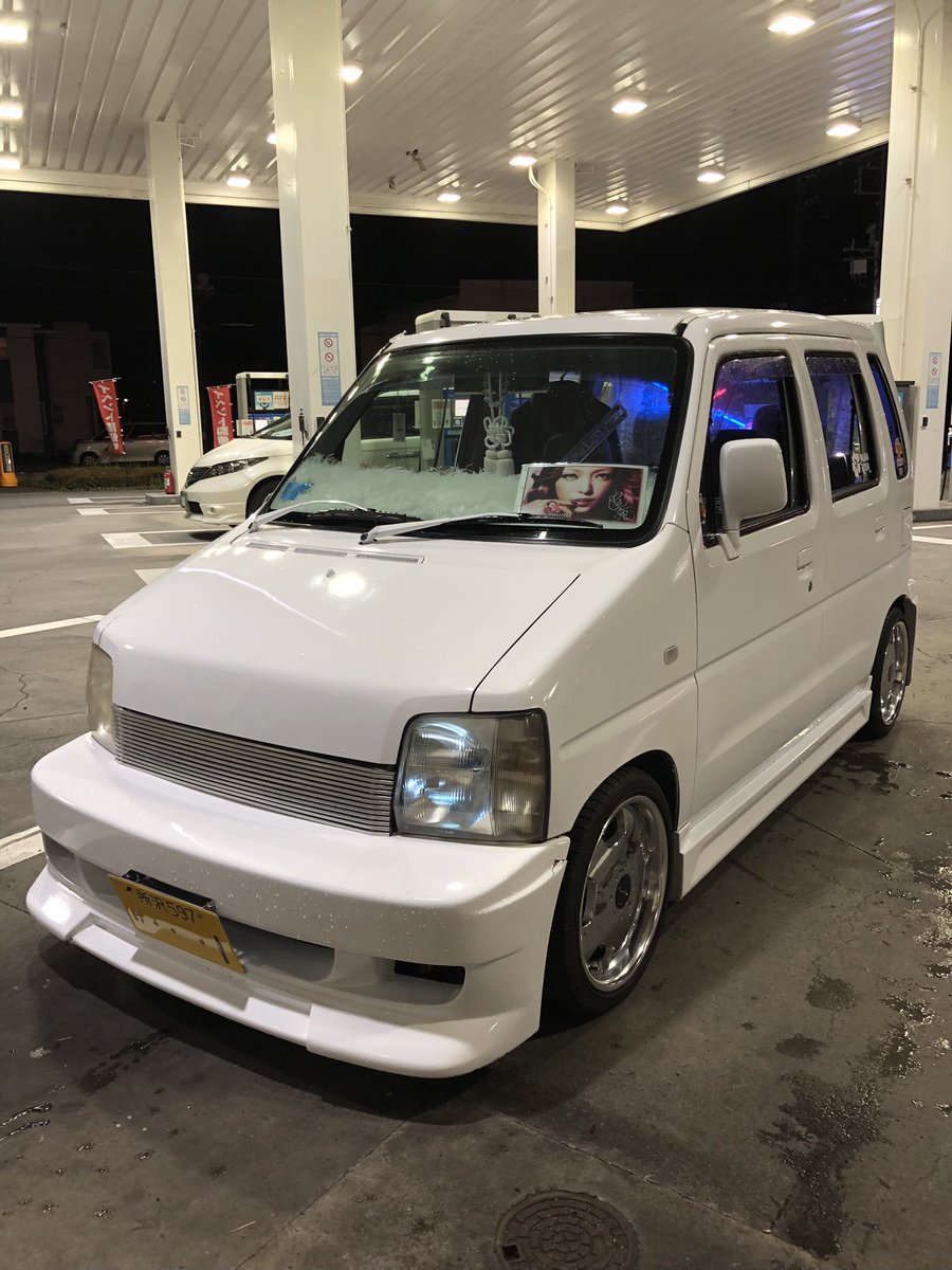 yu____custom's tweet photo. 皆さんお久しぶりです
2年？ぶりくらいのツイート。笑
改造車乗らなくなりかなり放置しちゃってるから時間はかかるけどCT復活させるか💥 https://t.co/Tjallluvv6