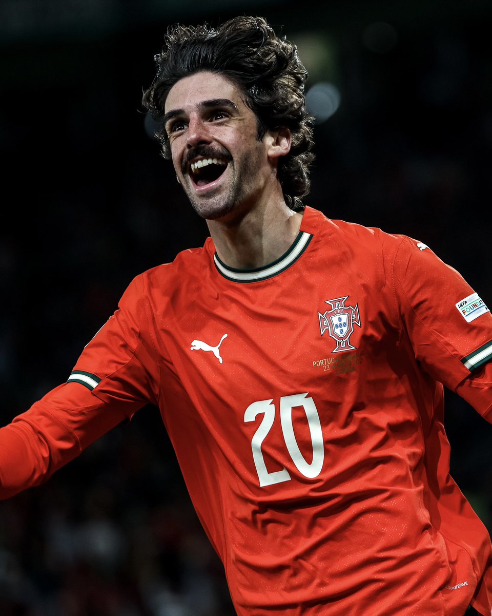 Há quem diga que os golos são como o ketchup 🤭🇵🇹 #LeõesNasSelecções