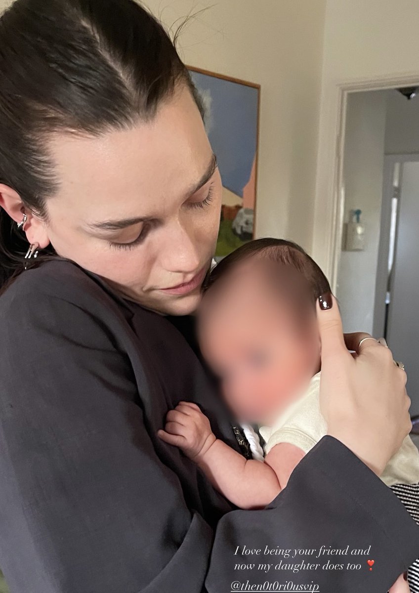 victoria pedretti archive tweet media