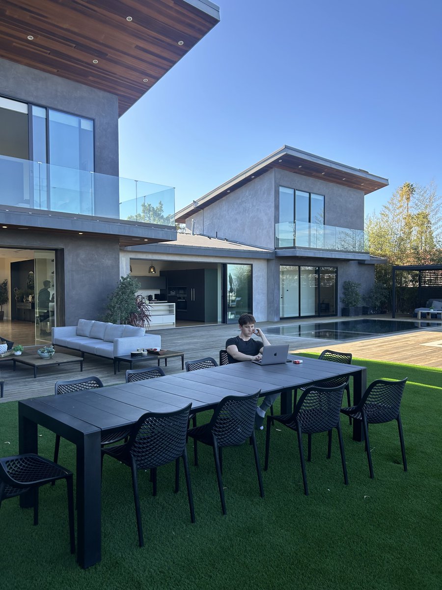 hudson (@hudsoncosperr) on Twitter photo i love being rich i love being rich