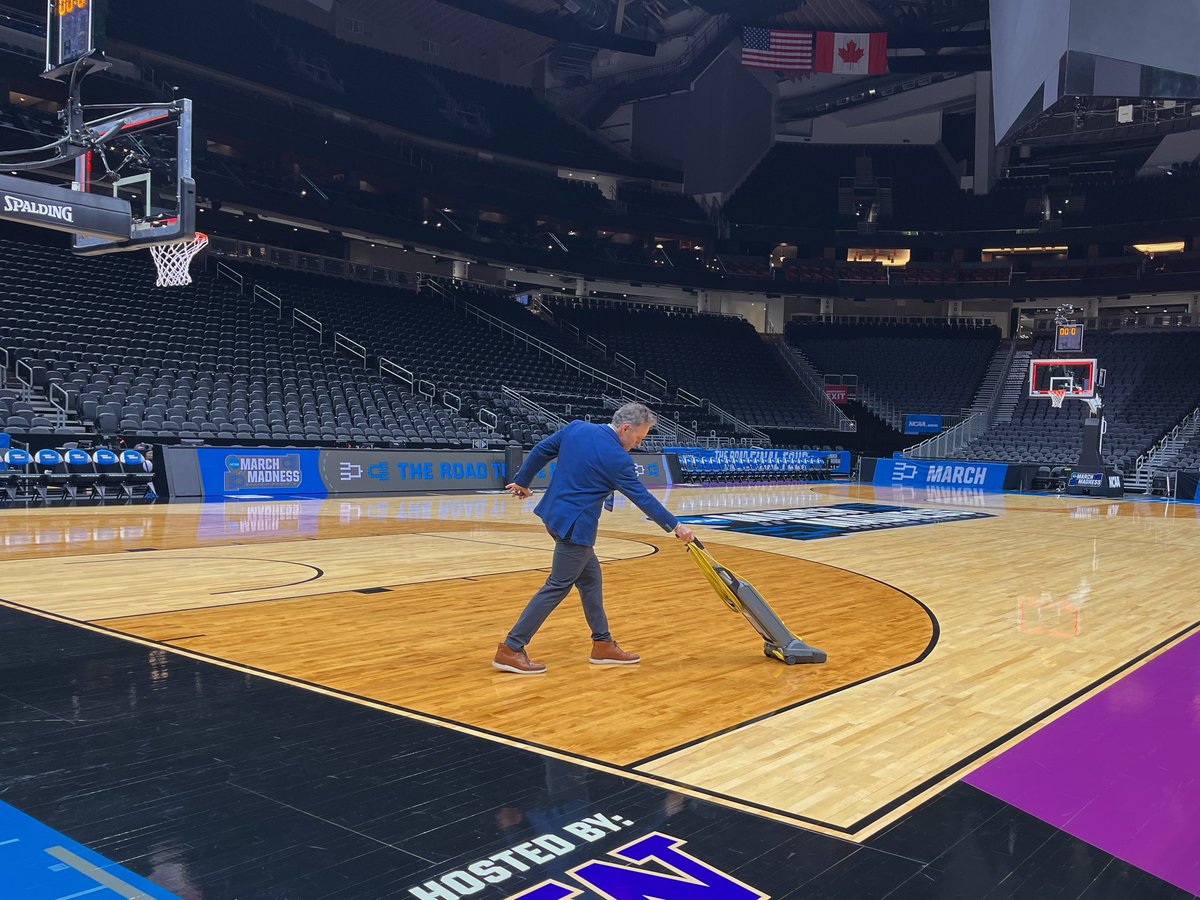 Now that I’m done vacuuming, we can let the company in.

Climate Pledge Arena is getting rave reviews from #MarchMadness2025 fans from across the country. 

After the game, what they hope the future owners of the Seattle #Sonics will take from this tournament. 
#MarchMadness
