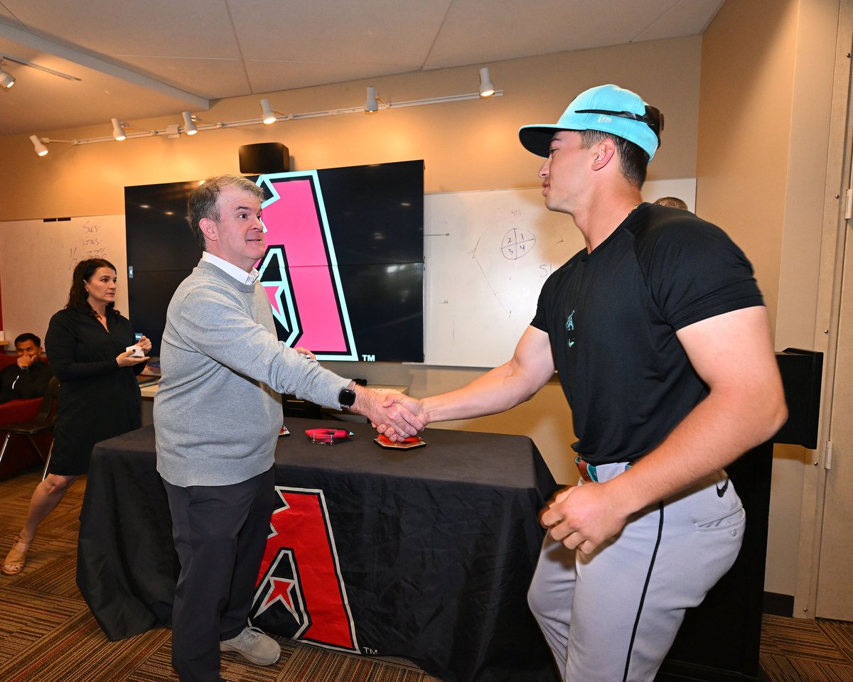 MLB's Arizona Fall League (@mlbazfallleague) on Twitter photo Arizona <a href="/Dbacks/">Arizona Diamondbacks</a> prospects added some hardware to their collections earlier today!
Members of the 2024 AFL champion Salt River Rafters were honored in an annual minor league awards ceremony today where they received their rings. Arizona <a href="/Dbacks/">Arizona Diamondbacks</a> prospects added some hardware to their collections earlier today!
Members of the 2024 AFL champion Salt River Rafters were honored in an annual minor league awards ceremony today where they received their rings.