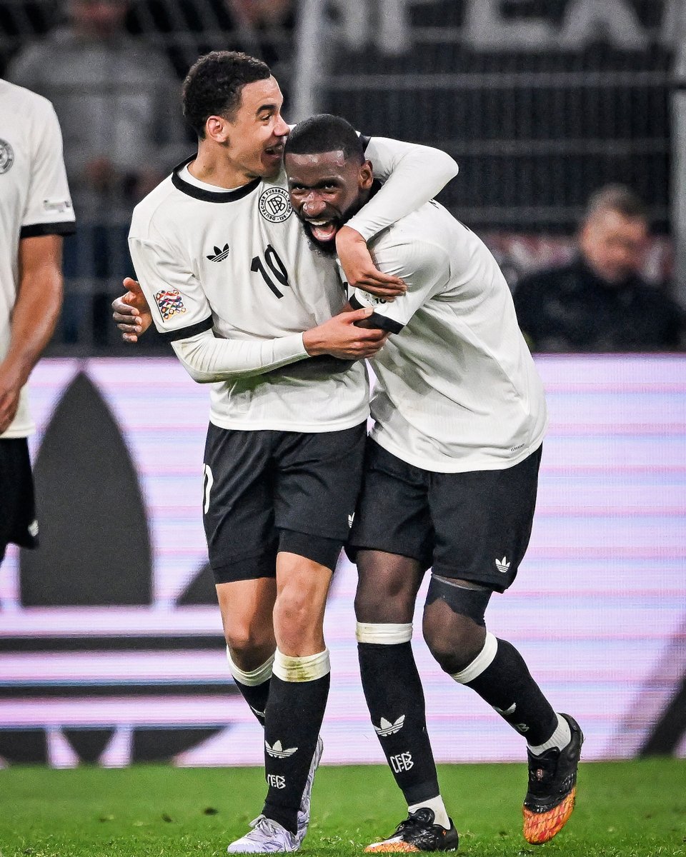 brfootball's tweet photo. The UEFA Nations League semifinals are set:

🇩🇪 Germany vs. Portugal 🇵🇹
🇪🇸 Spain vs. France 🇫🇷 https://t.co/moEFghpoBr
