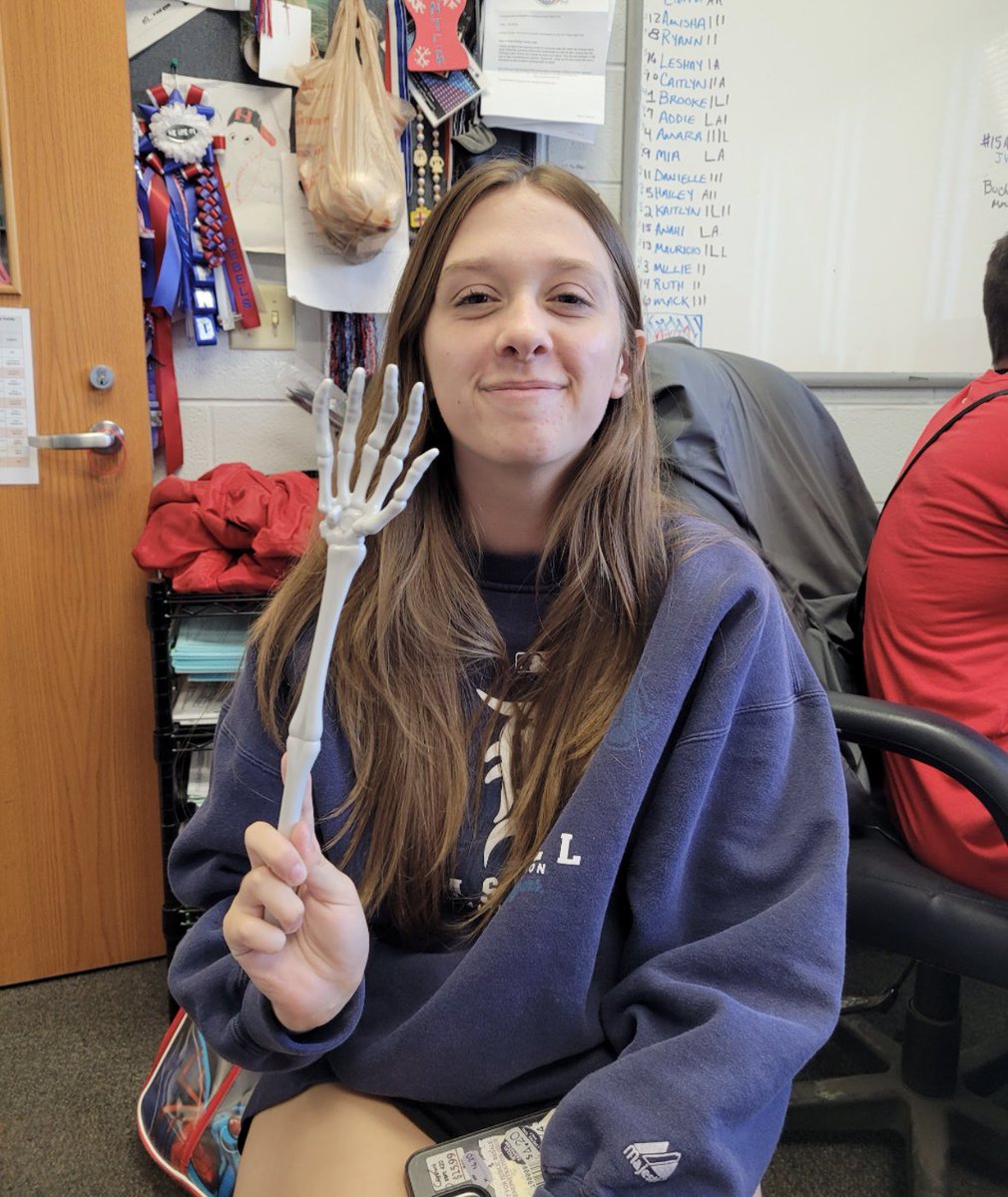 HHS_AthTraining's tweet image. Happiest of birthdays to Addie! This sweet senior that has a heart of gold. We hope you have the best birthday!