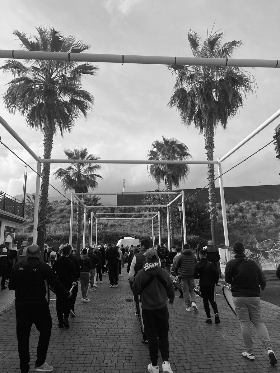 𝓔𝓷𝓼𝓪𝔂𝓸 junto a nuestros hermanos costaleros del Amor en la tarde de ayer.

#cuaresma