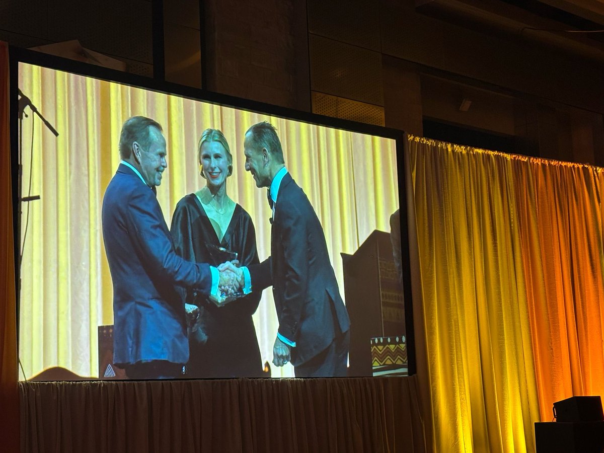 jvanlee6's tweet image. A beautiful celebration of National Jewish Hospital & leaders in our community making the world better! Congrats Pat & Julie and Jay Mills! Dr. Salem you inspire!!!
#MichaelSalem
#PatHamill
#JayMills
#NationalJewishHospital
#OakwoodHomes