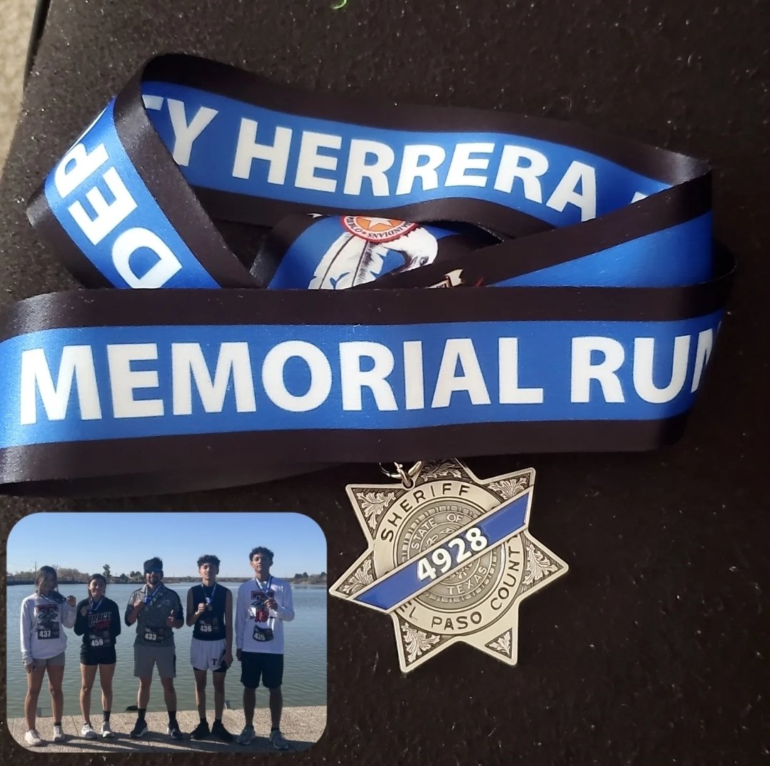 RealyvasquezAl's tweet image. Special thank you to ClintPD for sponsoring Tornillo students and myself to participate in the 5th annual Deputy Peter John Herrera 5k Memorial Run at Ascarate Park. 
#tisdproud #lovewhatido #epstrong @rvegab_TISD