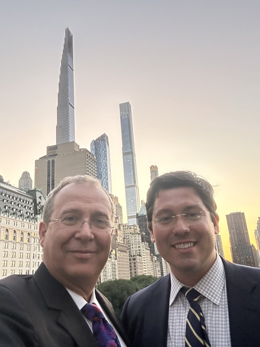 Dr Feza Remzi (@fezaremzimd) on Twitter photo Forgot the big fella <a href="/SchwartzbergMD/">David M. Schwartzberg, MD</a> . So luck to have him join us back to be together again <a href="/NorthwellHealth/">Northwell Health</a> <a href="/lenoxhill/">Lenox Hill Hospital</a> western region Forgot the big fella <a href="/SchwartzbergMD/">David M. Schwartzberg, MD</a> . So luck to have him join us back to be together again <a href="/NorthwellHealth/">Northwell Health</a> <a href="/lenoxhill/">Lenox Hill Hospital</a> western region