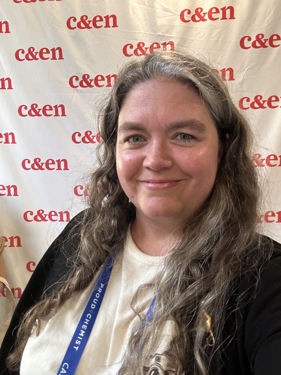 HamiltonPolyLab's tweet image. Having fun at ACS Spring 2025 at the C&amp;amp;EN Chem Social! #ChemSocial #giveaway