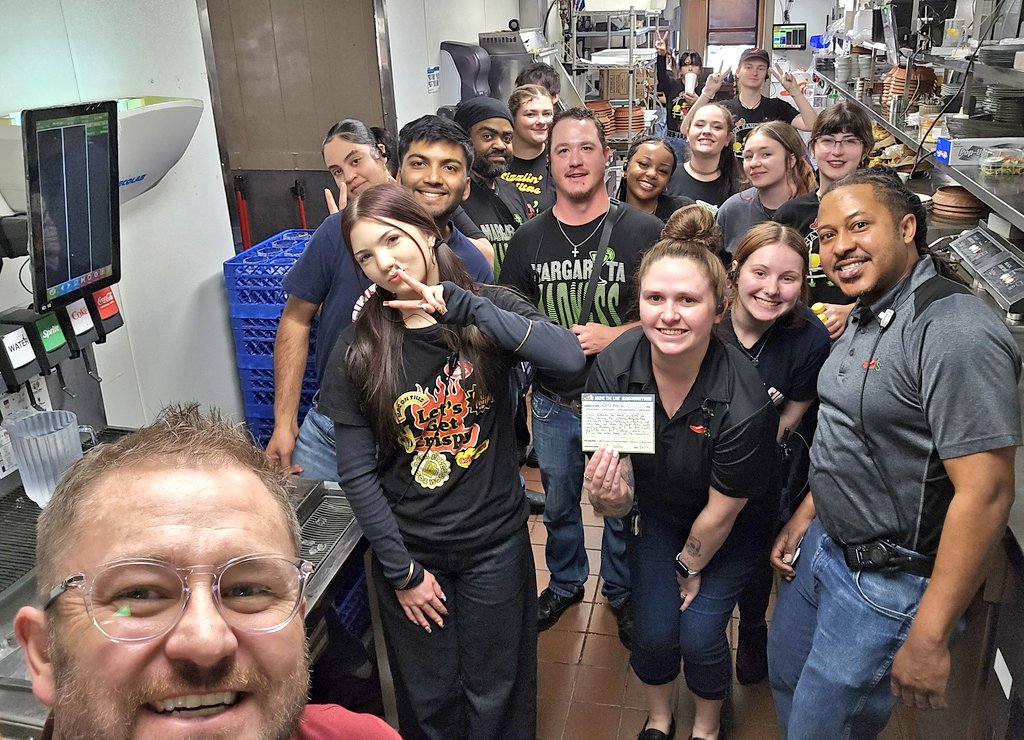 Luke Wilson tweet media