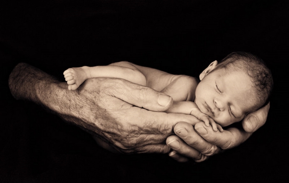 25Marzo #JornadaporlaVida
La vida humana es un don sagrado, un regalo de Dios que lleva en sí misma una dignidad inviolable. Cada vida es un reflejo de la imagen y semejanza de Dios desde su concepción hasta su muerte natural.