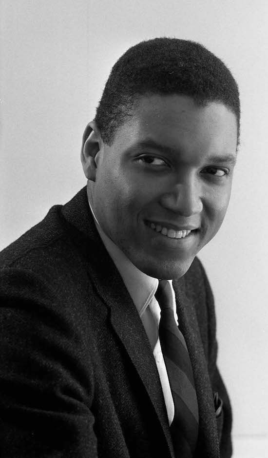 MAGNETMagazine's tweet image. Happy birthday producer #TomWilson (#BobDylan #SimonAndGarfunkel #VelvetUnderground @zappa). Four words: “Like A Rolling Stone.” Review of @bobdylan’s “The Cutting Edge 1965-1966,” whose 3rd disc is devoted to the many takes of “Like A Rolling Stone”: magnetmagazine.com/2016/01/01/ess…