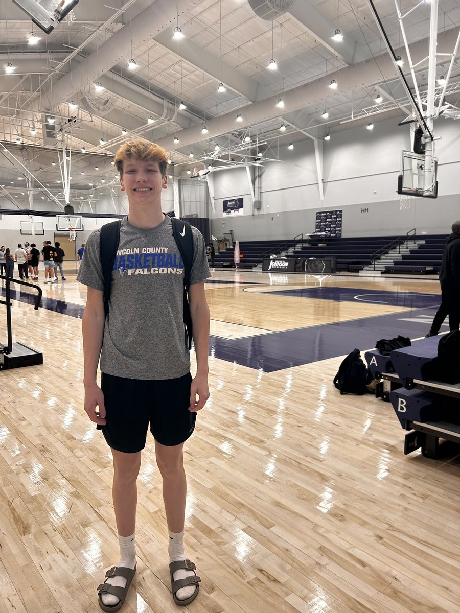 Elijah Parks (@elijahparksm) on Twitter photo Had a great time competing today at <a href="/JohnsonRoyals/">Johnson Royals</a> Elite Camp.
Thank you <a href="/CoachSharp24/">Logan Sharp</a> For the invite and I hope we can stay connected!! Had a great time competing today at <a href="/JohnsonRoyals/">Johnson Royals</a> Elite Camp.
Thank you <a href="/CoachSharp24/">Logan Sharp</a> For the invite and I hope we can stay connected!!