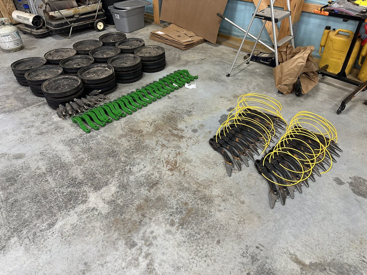 Welp, time to put it back together. Always looks so naked without boxes and gauge wheels. Be awesome if someday sensors and controls could eliminate gauge wheels!