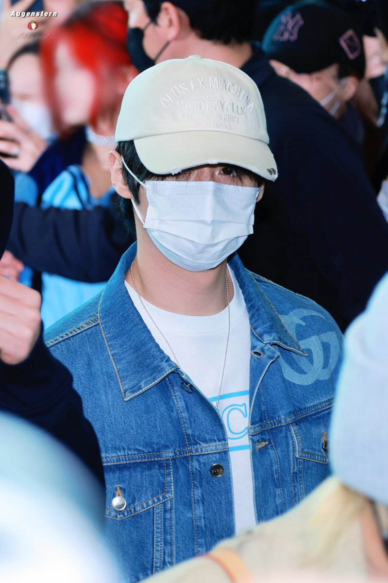 Litchiiland's tweet photo. 250324 인천 출국 ICN Departure

🫳🏻🫳🏻

#리노
#리노는기여어
#Leeknow
#Straykids https://t.co/RMnLaDB65M