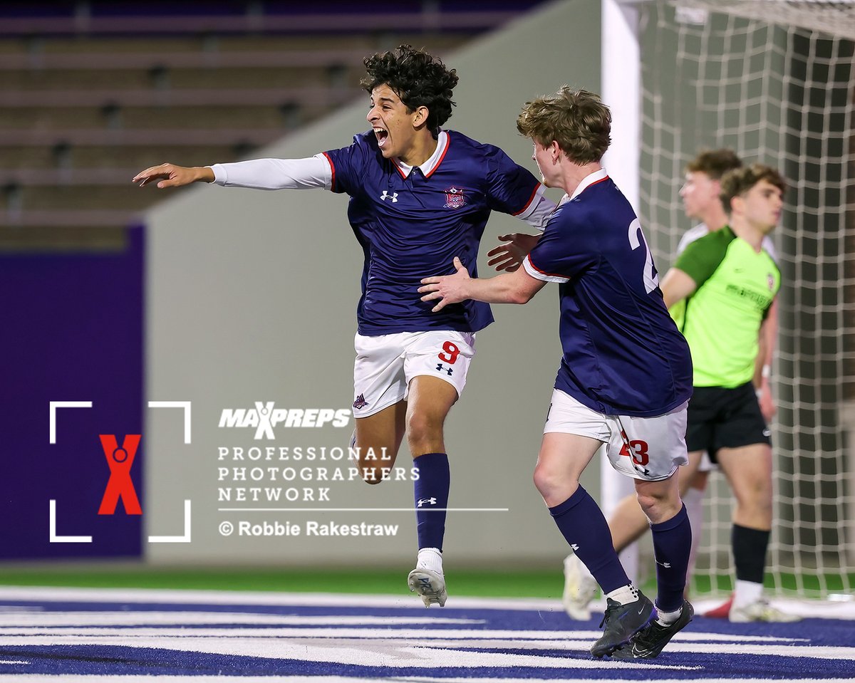 MaxPreps pro photos from the <a href="/BoydSoccerR2L/">MBHS Bronco Boys Soccer</a> - <a href="/marcusfcdotcom/">Marcus FC</a> bi-district playoff game are up at 

t.maxpreps.com/4kYYPib

<a href="/McKISDAth/">McKinneyISD Ath Dept</a> <a href="/MrStephensEDU/">Coach Stephens</a> <a href="/Gosset41/">Brian Gosset</a> @LethalSoccer <a href="/tascosoccer/">TASCO</a>