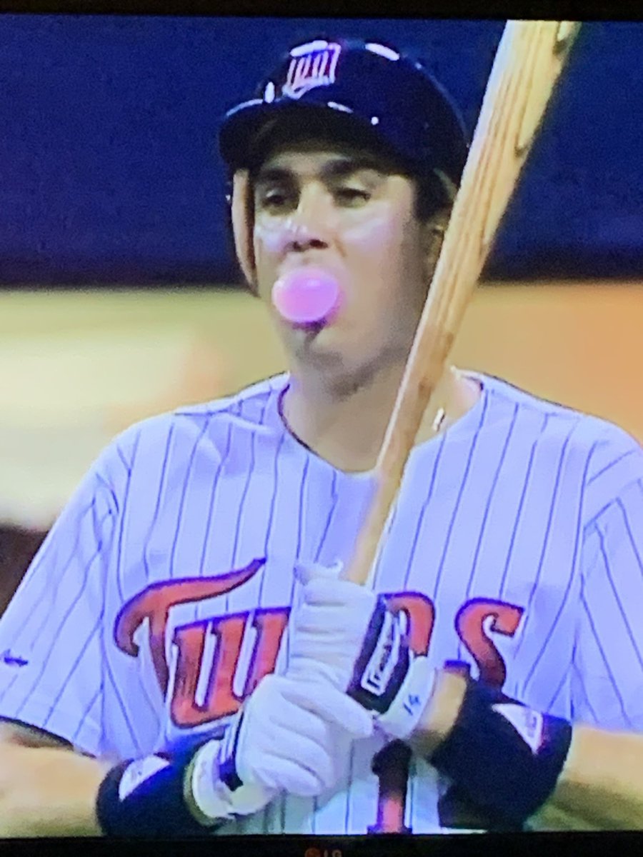 chief_joe500's tweet photo. #MNTwins #KentHrbek my fellow #Czech Hrbek is Czech for hunchback ๐ https://t.co/g73PSN4r4B