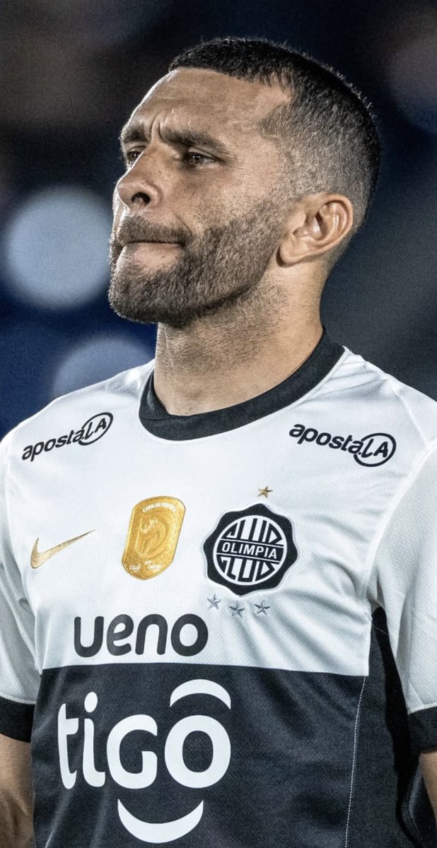ChipiVera89's tweet photo. 🚨Caso Antonio Bareiro | Info del #CardinalDeportivo. Apenas terminó el partido, el jugador pidió en el vestuario a un alto directivo que le rescindan el contrato. Hoy se realizó una reunión en la que volvió a insistir con su pedido y llegaron a un acuerdo. La dirigencia sospecha que hubo algo más. Por ahora, ningún directivo hablará del tema. Mañana ampliamos desde las 11:30 por la #730AM.