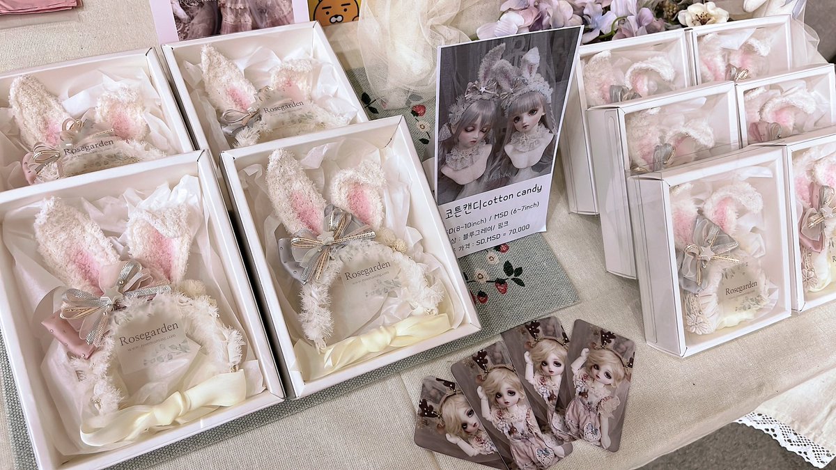 오랜만에 참가한 부프젝이지만 
많은 분들께서 찾아와주시고 응원까지 감사한 마음으로 잘 마쳤습니다.
온라인 주문은 제작하고 있는 일정이 끝나는 대로 추후에 공지로 알려드리겠습니다.
감사합니다🙏🏻