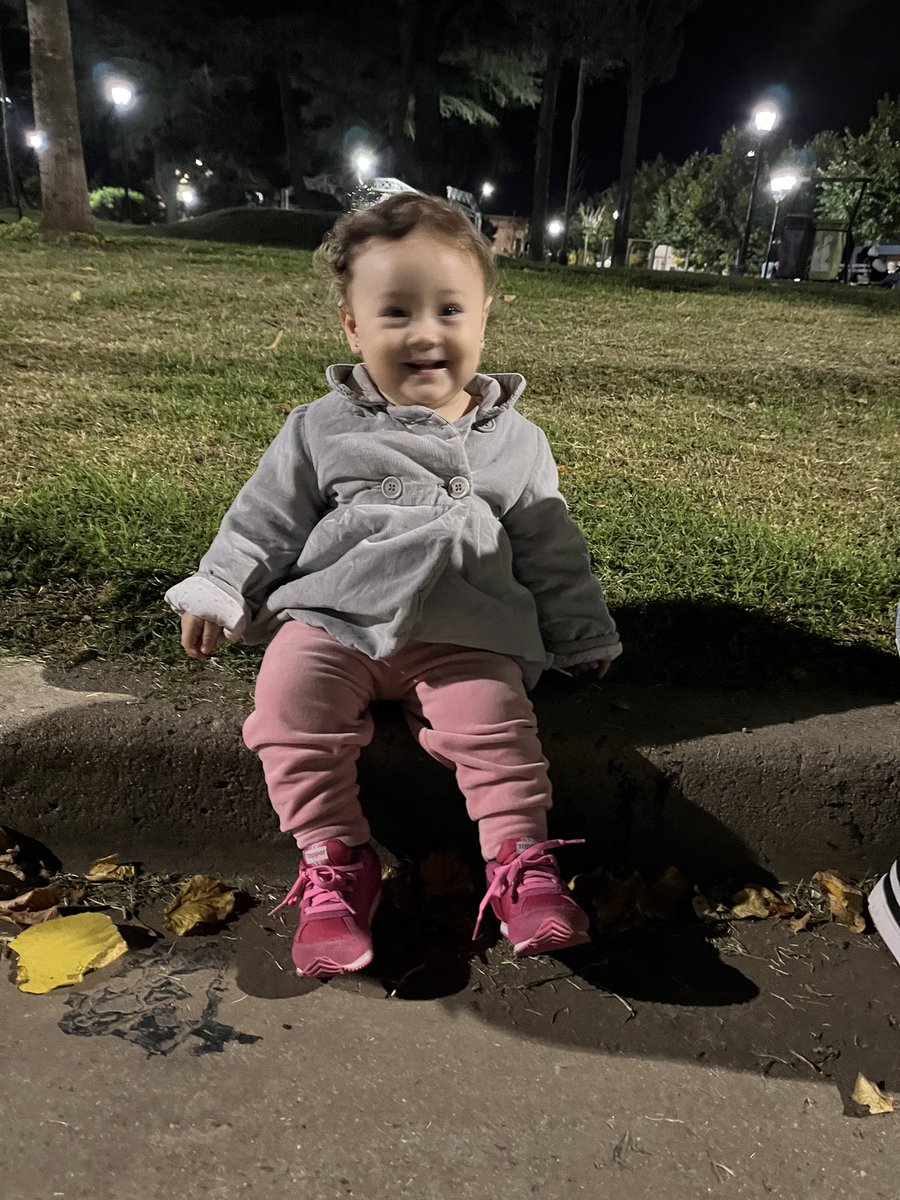 erness_pel's tweet photo. yo siempre estaré a tu lado para guiarte y protegerte , hasta que mi corazón se pare❤️‍🩹 https://t.co/Y5z6n1BDXu