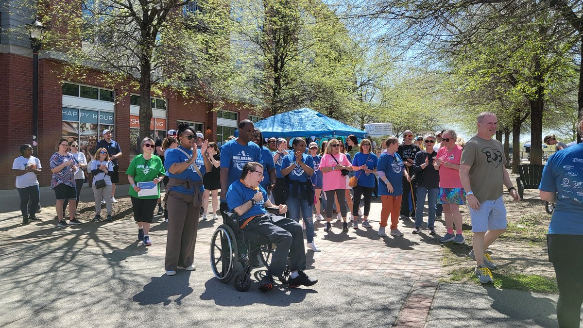 BethBaldauf's tweet photo. My heart is full from celebrating @mpbaldauf + 10 YEARS of #MPBstrong at #WalkRunRoll2025! ππ BONUSES: Raising #BrainInjuryAwareness, making fab new friends & delightful weather. π
#GodIsGood #MPBStrong #Steps4MPB #Pray4MPB #BIASC #BrainAneurysm https://t.co/iA8hX0ZfL9